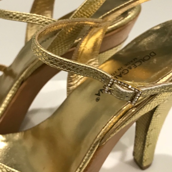 Dolce& Gabbana Gold Faux Snakeskin & Wood Sandals - Picture 3 of 7